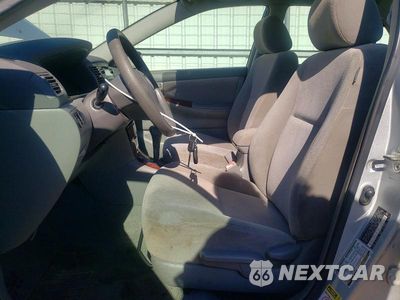 Zdjęcie 7 z 13 samochodu: 2005 TOYOTA COROLLA LE VIN:2T1BR30EX5C558396 - miniatura