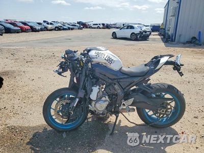 Trzecie zdjęcie samochodu z tyłu: 2025 CF MOTO 675SS VIN:LCEPEVLPXS6002036 - miniatura