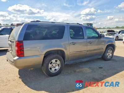 Trzecie zdjęcie samochodu z tyłu: 2008 CHEVROLET SUBURBAN C1500 LS VIN:3GNFC16068G136078 - miniatura