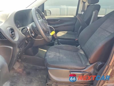 Zdjęcie 7 z 12 samochodu: 2018 MERCEDES BENZ METRIS VIN:WD4PG2EE5J3440442 - miniatura