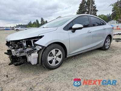 2018 CHEVROLET CRUZE LS 1G1BC5SM1J7222271 - główne zdjęcie licytacji z USA - miniatura