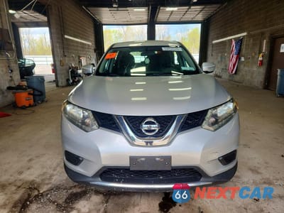 Piąte zdjęcie samochodu w środku: 2014 NISSAN ROGUE S VIN:5N1AT2MV4EC832276 - miniatura