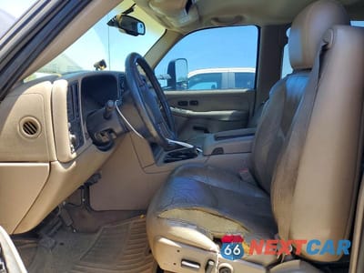 Zdjęcie 7 z 13 samochodu: 2003 CHEVROLET SILVERADO K3500 LT VIN:1GCJK331X3F200003 - miniatura