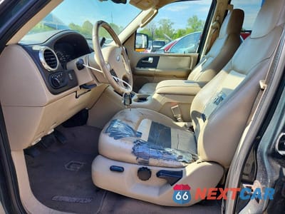 Zdjęcie 7 z 13 samochodu: 2004 FORD EXPEDITION EDDIE BAUER VIN:1FMRU17W84LB53026 - miniatura