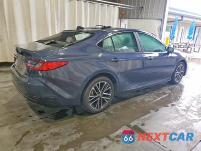 Trzecie zdjęcie samochodu z tyłu: 2026 TOYOTA CAMRY XLE VIN:4T1DAACK5TU673201 - miniatura