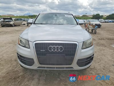 Piąte zdjęcie samochodu w środku: 2010 AUDI Q5 PREMIUM PLUS VIN:WA1LKAFP0AA098549 - miniatura