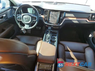 Zdjęcie 8 z 13 samochodu: 2019 VOLVO S60 T6 INSCRIPTION VIN:7JRA22TL1KG010838 - miniatura