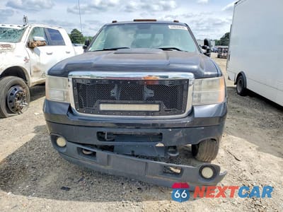 Piąte zdjęcie samochodu w środku: 2013 GMC SIERRA K3500 VIN:1GD422C81DF191547 - miniatura