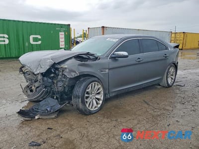 2017 FORD TAURUS LIMITED 1FAHP2F8XHG123580 - główne zdjęcie licytacji z USA - miniatura