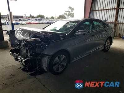 2015 HYUNDAI SONATA HYBRID LIMITED KMHEC4A42FA125831 - główne zdjęcie licytacji z USA - miniatura