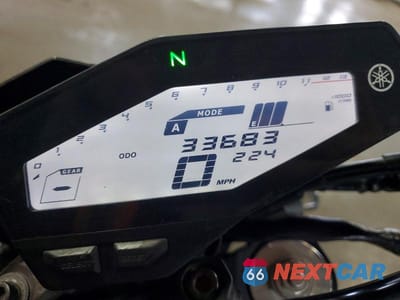 Zdjęcie 7 z 10 samochodu: 2016 YAMAHA FZ09 C VIN:JYARN33E5GA009696 - miniatura