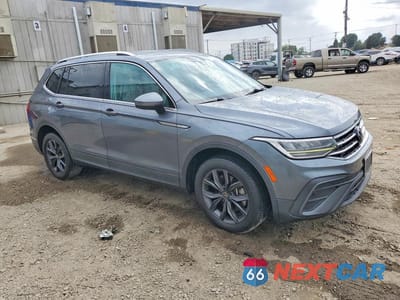 Czwarte zdjęcie samochodu z boku: 2022 VOLKSWAGEN TIGUAN SE VIN:3VV3B7AX1NM100402 - miniatura
