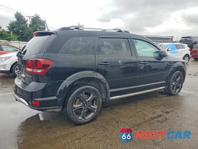 Trzecie zdjęcie samochodu z tyłu: 2019 DODGE JOURNEY CROSSROAD VIN:3C4PDCGB4KT731676 - miniatura