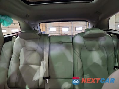 Zdjęcie 10 z 14 samochodu: 2026 VOLVO XC60 ULTRA VIN:YV4M12RM4T1415124 - miniatura