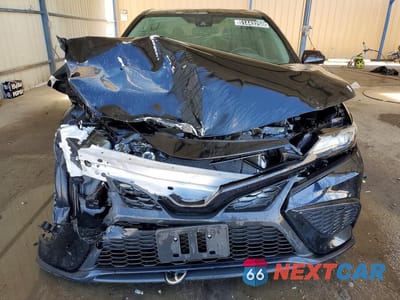 Piąte zdjęcie samochodu w środku: 2023 TOYOTA CAMRY SE VIN:4T1G11BK8PU073244 - miniatura