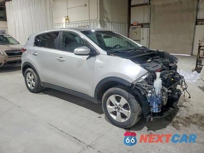 Czwarte zdjęcie samochodu z boku: 2020 KIA SPORTAGE LX VIN:KNDPMCAC4L7662625 - miniatura