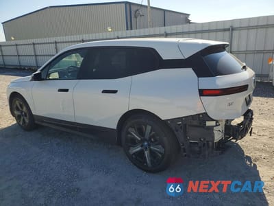 Drugie zdjęcie samochodu z przodu: 2022 BMW IX XDRIVE50 VIN:WB523CF05NCJ55041 - miniatura