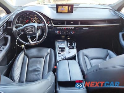 Zdjęcie 8 z 13 samochodu: 2017 AUDI Q7 VIN:WA1LAAF75HD015676 - miniatura