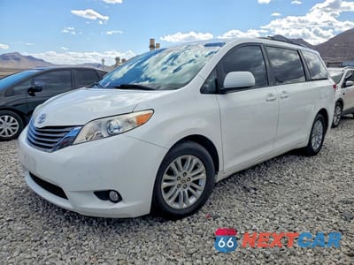 2012 TOYOTA SIENNA XLE 8-PASSENGER 5TDYK3DC6CS229285 - główne zdjęcie licytacji z USA - miniatura