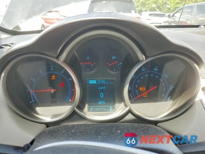 Zdjęcie 9 z 12 samochodu: 2013 CHEVROLET CRUZE LS VIN:1G1PA5SH4D7325283 - miniatura