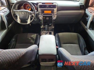 Zdjęcie 8 z 14 samochodu: 2011 TOYOTA 4RUNNER SR5 VIN:JTEZU5JR3B5029497 - miniatura