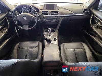 Zdjęcie 8 z 12 samochodu: 2015 BMW 320 I XDRIVE VIN:WBA3C3G57FNS74909 - miniatura