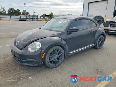 2012 VOLKSWAGEN BEETLE 3VWJP7AT7CM623258 - główne zdjęcie licytacji z USA - miniatura