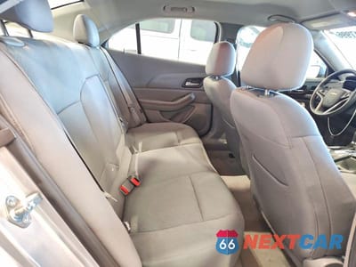 Zdjęcie 10 z 12 samochodu: 2014 CHEVROLET MALIBU LS VIN:1G11B5SL5EF154350 - miniatura