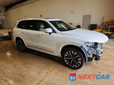 Czwarte zdjęcie samochodu z boku: 2026 VOLVO XC90 ULTRA VIN:YV4062PF9T1526434 - miniatura