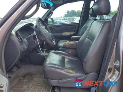 Zdjęcie 7 z 12 samochodu: 2006 TOYOTA TUNDRA DOUBLE CAB SR5 VIN:5TBDT44146S519134 - miniatura