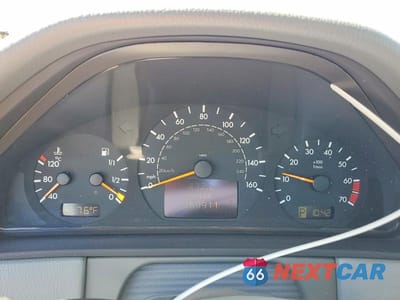 Zdjęcie 9 z 12 samochodu: 2002 MERCEDES-BENZ E 320 4MATIC VIN:WDBJF82J82X072838 - miniatura