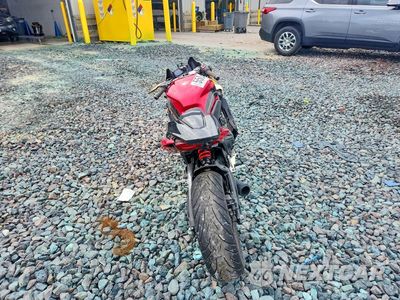 Czwarte zdjęcie samochodu z boku: 2023 HONDA CBR650 RA VIN:MLHRH0153P5400168 - miniatura