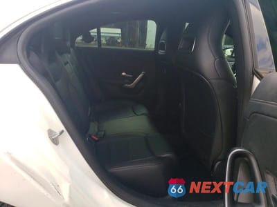 Zdjęcie 10 z 12 samochodu: 2020 MERCEDES-BENZ CLA 250 VIN:WDD5J4GB5LN072925 - miniatura