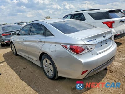 Drugie zdjęcie samochodu z przodu: 2011 HYUNDAI SONATA HYBRID VIN:KMHEC4A40BA007044 - miniatura