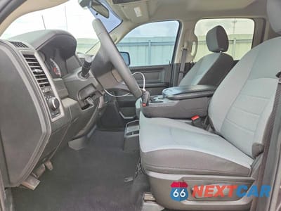 Zdjęcie 7 z 12 samochodu: 2023 RAM 1500 CLASSIC TRADESMAN VIN:1C6RR7KG5PS545522 - miniatura