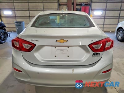 Zdjęcie 6 z 12 samochodu: 2019 CHEVROLET CRUZE LT VIN:1G1BE5SM8K7143305 - miniatura