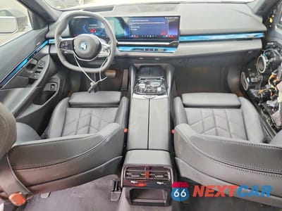 Zdjęcie 8 z 13 samochodu: 2024 BMW I5 EDRIVE 40 VIN:WBY33FK04RCP96220 - miniatura