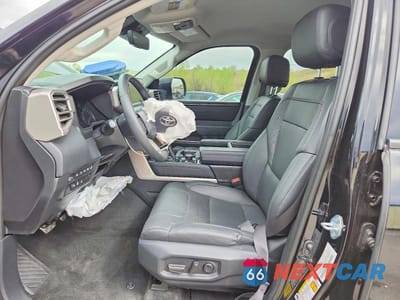 Zdjęcie 7 z 12 samochodu: 2023 TOYOTA TUNDRA CREWMAX LIMITED VIN:5TFJA5DB5PX110070 - miniatura