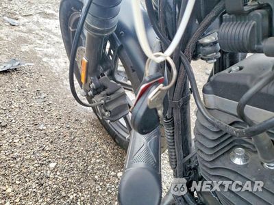Zdjęcie 8 z 9 samochodu: 2018 HARLEY-DAVIDSON XL883 IRON 883 VIN:1HD4LE234JC423062 - miniatura