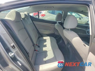 Zdjęcie 10 z 12 samochodu: 2017 HYUNDAI ELANTRA SE VIN:KMHD74LF7HU067909 - miniatura
