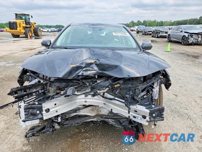 Piąte zdjęcie samochodu w środku: 2026 TOYOTA CAMRY LE VIN:4T1DAACKXTU703986 - miniatura