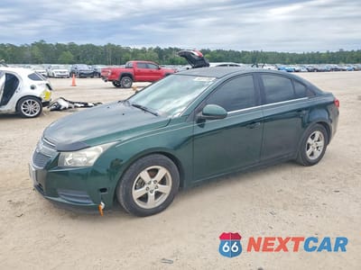2014 CHEVROLET CRUZE LT 1G1PC5SB4E7348392 - główne zdjęcie licytacji z USA - miniatura
