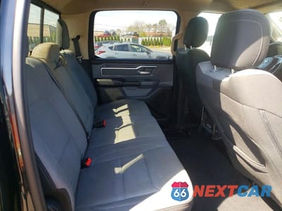 Zdjęcie 10 z 12 samochodu: 2019 RAM 1500 BIG HORN VIN:1C6SRFFT1KN606570 - miniatura