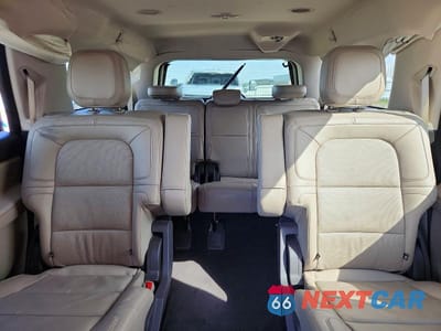 Zdjęcie 10 z 14 samochodu: 2024 LINCOLN NAVIGATOR L RESERVE VIN:5LMJJ3LG0REL02831 - miniatura