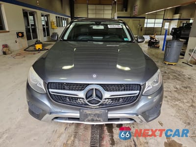 Piąte zdjęcie samochodu w środku: 2017 MERCEDES-BENZ GLC COUPE 300 4MATIC VIN:WDC0J4KBXHF193022 - miniatura