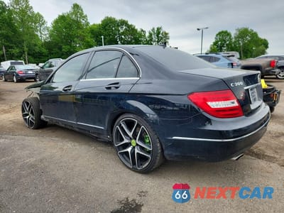 Drugie zdjęcie samochodu z przodu: 2014 MERCEDES-BENZ C 300 4MATIC VIN:WDDGF8AB9EG169059 - miniatura