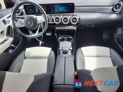 Zdjęcie 8 z 12 samochodu: 2022 MERCEDES-BENZ CLA AMG 35 4MATIC VIN:W1K5J5BB5NN302740 - miniatura
