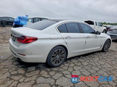 Trzecie zdjęcie samochodu z tyłu: 2017 BMW 540 I VIN:WBAJE5C36HG915430 - miniatura