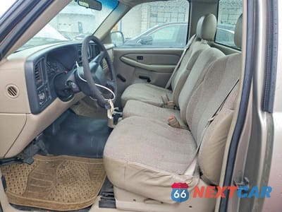 Zdjęcie 7 z 12 samochodu: 2002 CHEVROLET SILVERADO C1500 VIN:1GCEC14W92Z106401 - miniatura