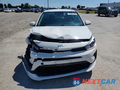 Piąte zdjęcie samochodu w środku: 2023 KIA RIO S VIN:3KPA24AD1PE572753 - miniatura